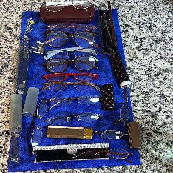 Accessories - Assorted Eyeglasses Collection